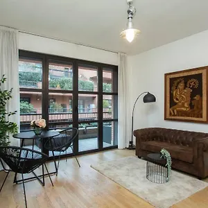 https://stazione-centrale-nuovo-e-moderno-appartamento.it-lombardy.com