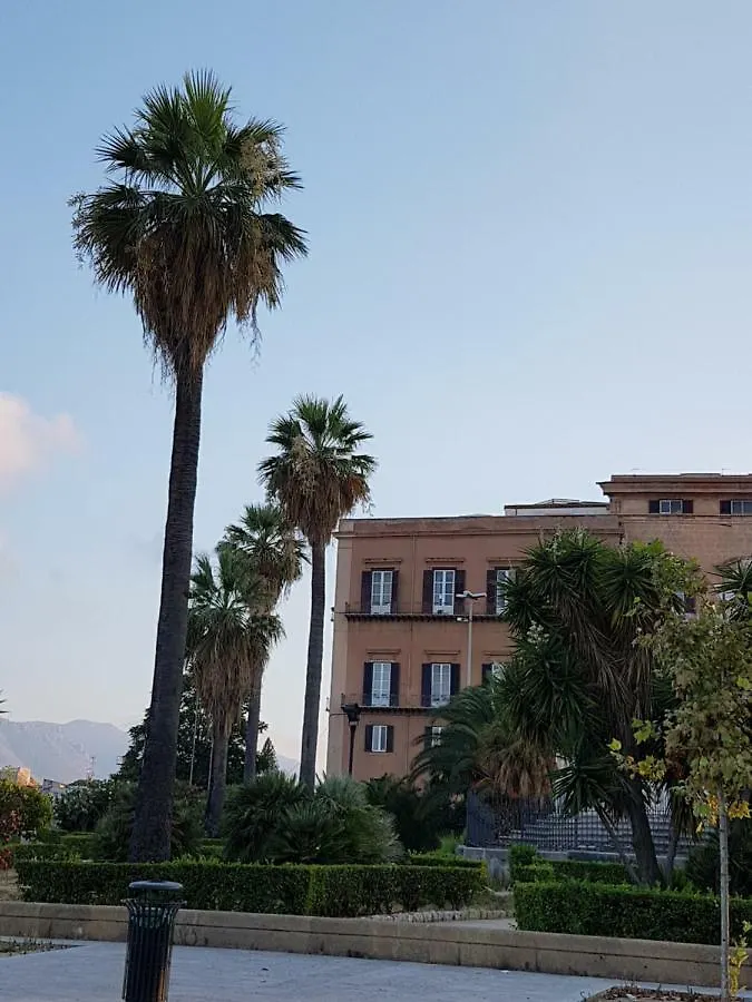 Appartamento Casa Vacanze Villa D'Orleans Palermo